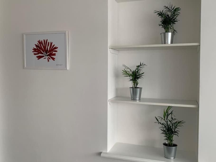 Newly Refurbished Uplyme Getaway Apartment ภายนอก รูปภาพ